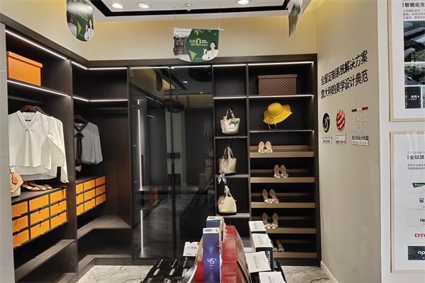 開(kāi)全屋定制店需要花費(fèi)很高的成本嗎？